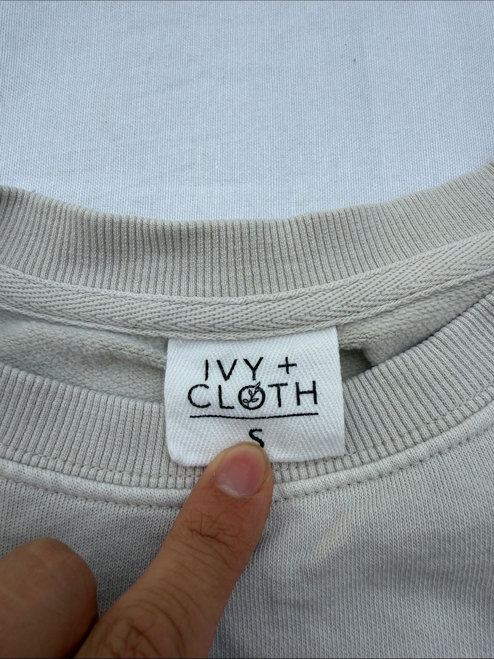 North Carolina Crewneck Sweater in Beige with Red Logo - Picture 2 of 6